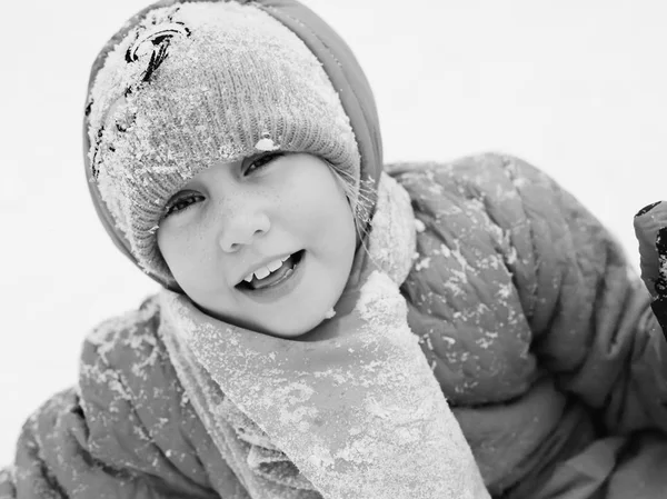 Zimní Portrét Rozkošný Let Stará Dívka Venku — Stock fotografie