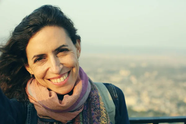 Retrato Una Hermosa Mujer Años Aire Libre — Foto de Stock