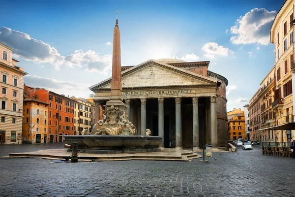 Pantheon op piazza — Stockfoto