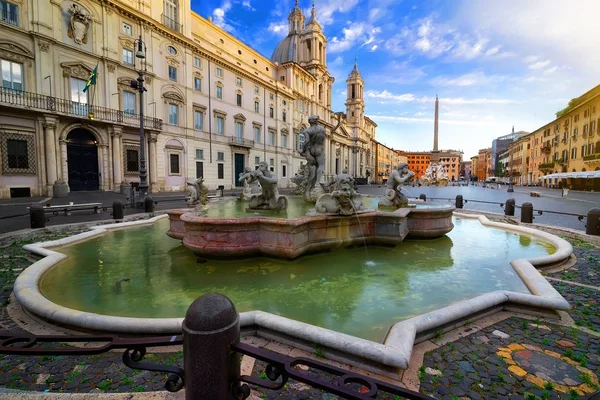Piazza Navona in the morning — Stock Photo, Image