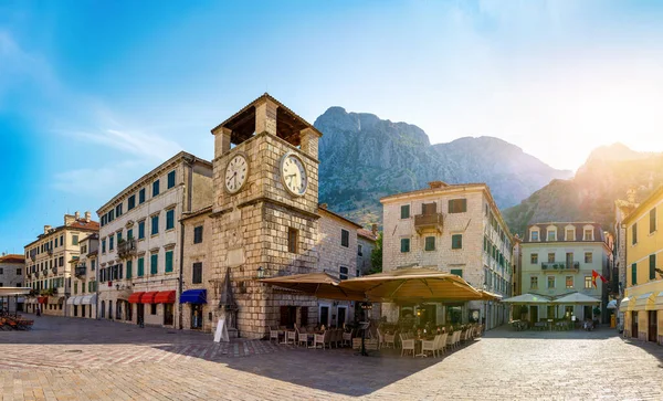 Clock tower i Kotor — Stockfoto