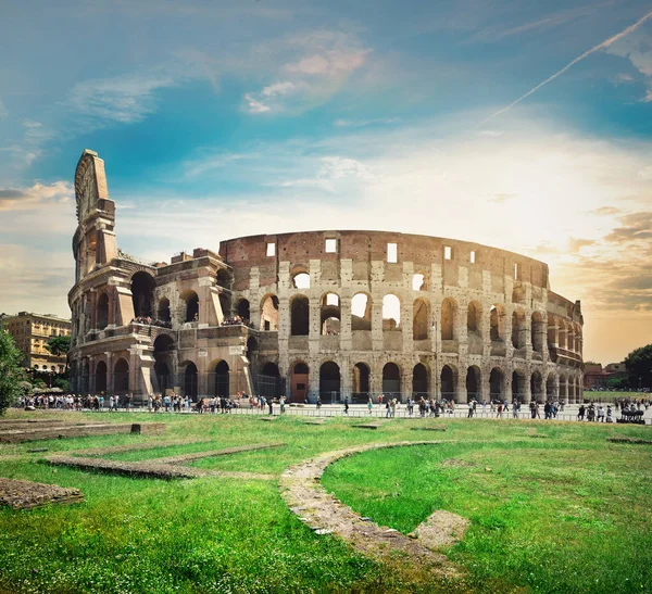 Ruiny velké Koloseum — Stock fotografie