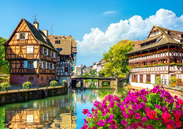 Дома в Страсбурге — стоковое фото