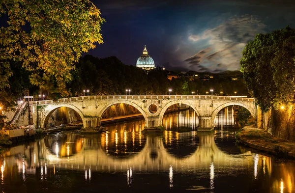 Ponte Sisto di notte — Foto Stock