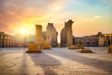 Luxor Karnak Tapınağı