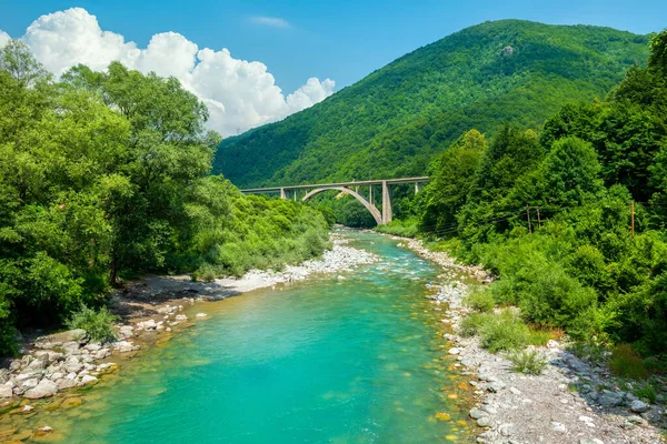 Montañas y río Tara —  Fotos de Stock