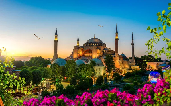 Hagia Sophia im Sommerabend — Stockfoto