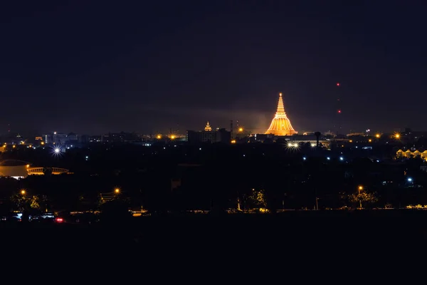 Phra Pathom Chedi Santuario es una parte vital de Tailandia. hermosura — Foto de Stock