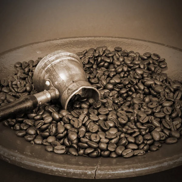 Arabiska kaffekanna — Stockfoto