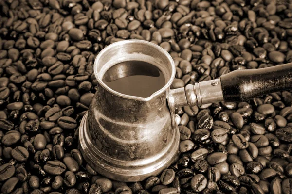 Arab coffee pot — Stock Photo, Image