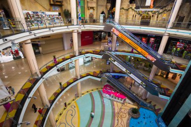 Şarja Merkez souq mega alışveriş merkezi