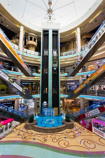 Keski Souq Mega Mall of Sharjah — kuvapankkivalokuva