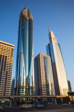 Dubai modern gökdelenler