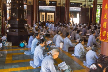 Uzun oğlu Pagoda görünümünü