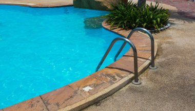 Kapmak barlar merdiveni Havuzu