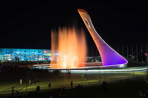 Sochi Rusia Junio 2016 Bowl Olympic Flame Firebird Singing Fountain —  Fotos de Stock