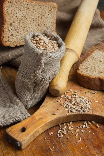 Zak van tarwe in de bakkerij — Stockfoto