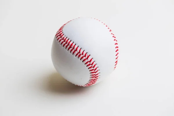Fehér baseball labda — Stock Fotó
