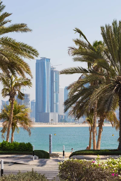 Sharjah - tercera ciudad más grande y poblada de los EAU —  Fotos de Stock
