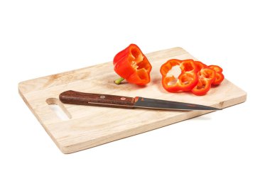 Paprika bir bıçakla kesme tahtası