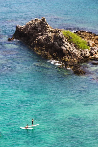 Deniz phuket yakınındaki küçük ada — Stok fotoğraf