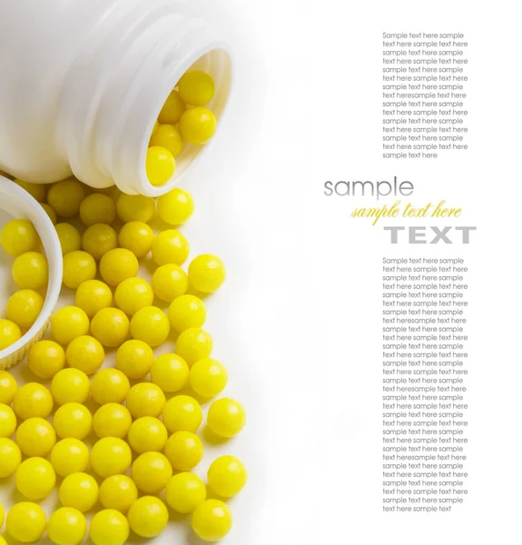 Diverse pillole colorate nella confezione — Foto Stock