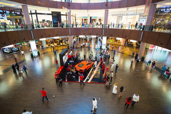 O maior centro comercial do mundo — Fotografia de Stock