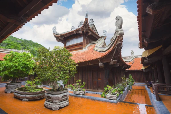 Buddhistiska tempel i vietnam — Stockfoto