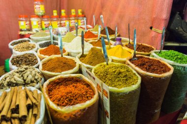 Baharat Hindistan pazarlarda satışı