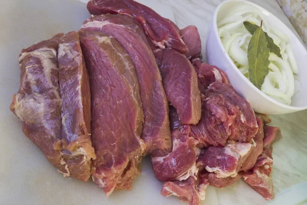 Taglio di carne cruda — Foto Stock