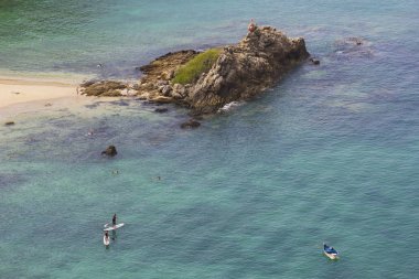 Deniz phuket yakınındaki küçük ada