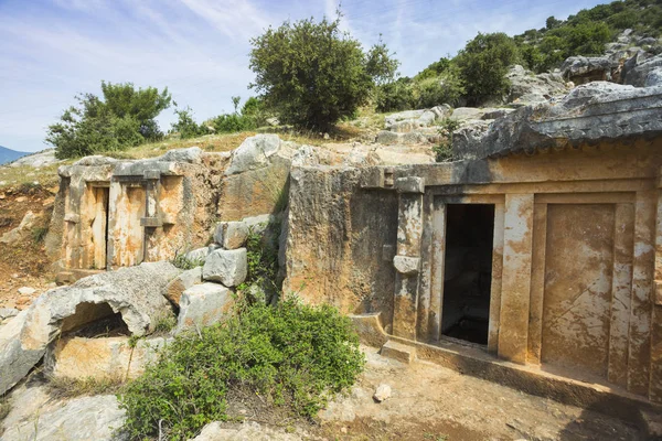 Antiguo entierro antiguo en las rocas de Demre. Turquía — Foto de Stock