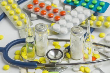 Doktor Ofis Masası kabarcıklar hapları ve klinik thermomet ile