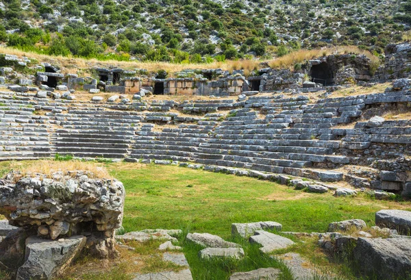 Anfiteatro en Demre no muy lejos de Kemer — Foto de Stock