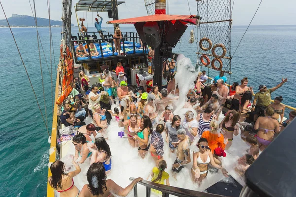 Turkije Mei 2017 Schuim Partij Een Piratenschip Middellandse Zee Voor — Stockfoto