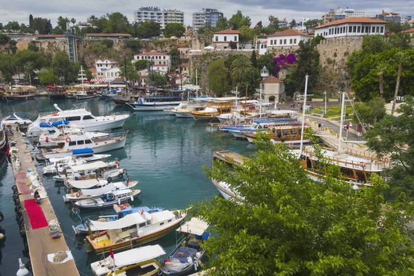 Türkiye. 17 Mayıs 2017 Antalya eski şehir antik liman