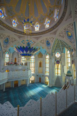 Rusya, Kazan, Kazan Kremlin mavi kubbeler ile 13 Ağustos 2017.Interior Müslüman Camii