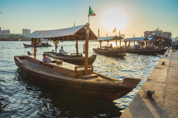 Dubai Émirats Arabes Unis Novembre Bateaux Sur Ruisseau Bay Dubaï — Photo