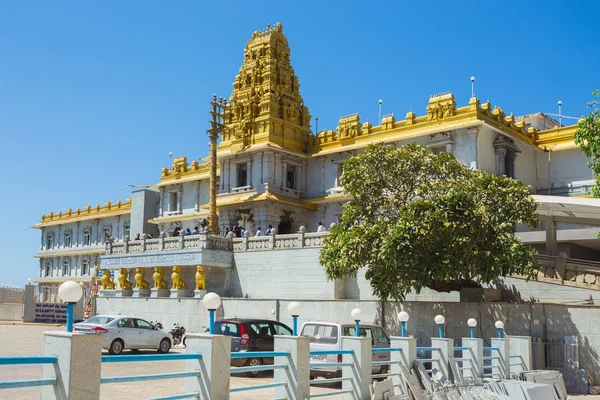 Mahalle ve alan Lord Shiva heykeli