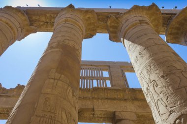 2012 yazında karnak Tapınağı Mısır'ın antik kalıntıları