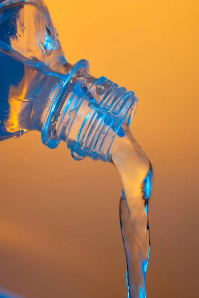 Ruscello di acqua — Foto Stock