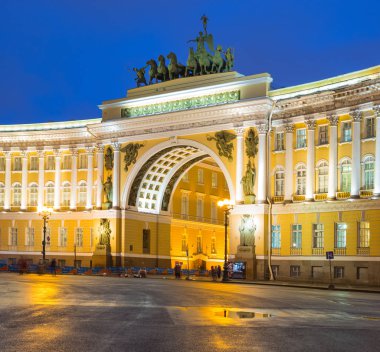 Saray Meydanı St. Petersburg. Genel Kurmay'Arch