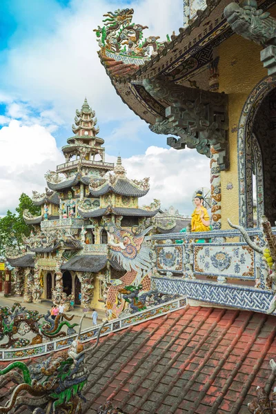 Linh Phuoc pagode em Da Lat City, Vietnã . — Fotografia de Stock