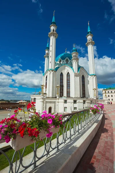 Muslim mosque  in the Kazan Kremlin — Stock Photo, Image