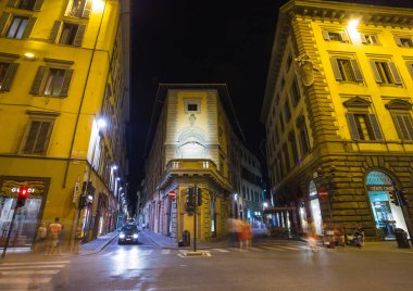 FLORENCE, ITALY - 23 Haziran 2014: Floransa 'daki kasaba meydanının gece manzarası