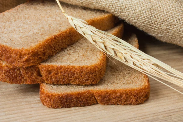 Bröd Och Öron Bordet — Stockfoto