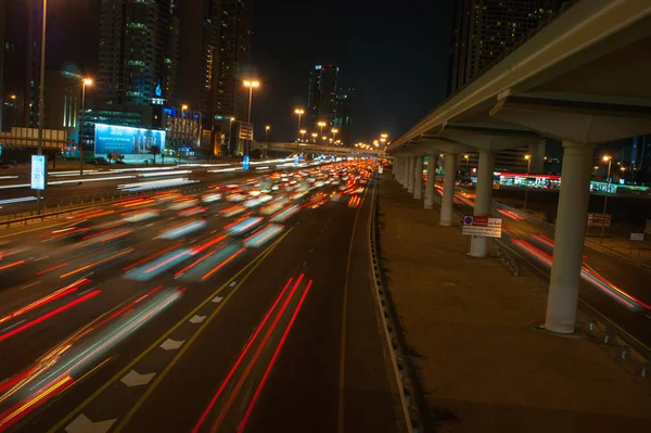 Dubai Ηνωμένα Αραβικά Εμιράτα Νοεμβρίου Νυχτερινή Ζωή Στη Μαρίνα Του — Φωτογραφία Αρχείου