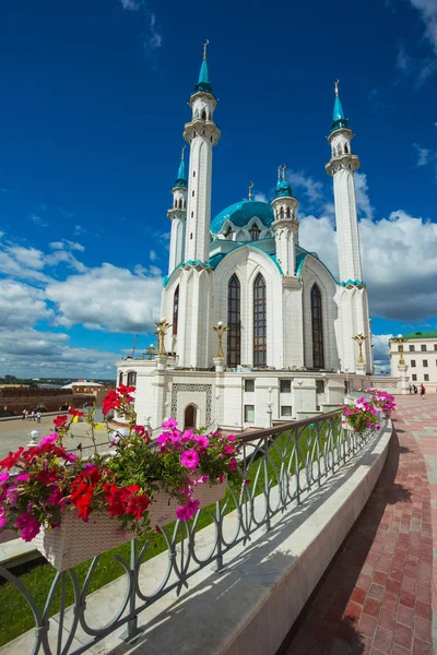 Rusya, Kazan, Kazan Kremlin mavi kubbeler ile 13 Ağustos 2017.Muslim Camii