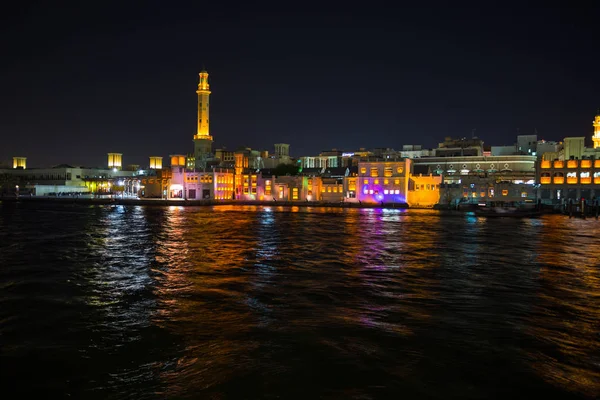 Arab Street dans le vieux quartier de Dubaï — Photo