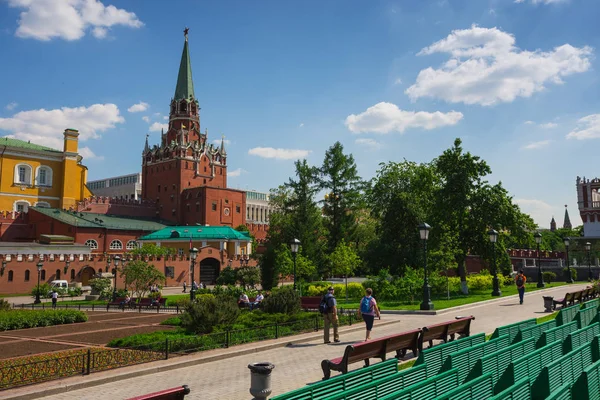 Torres Moscú Kremlin en tiempo solar — Foto de Stock
